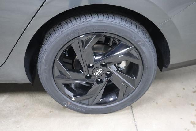 2026 Hyundai ELANTRA SEL Sport IVT