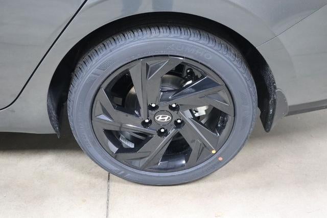 2026 Hyundai ELANTRA SEL Sport IVT