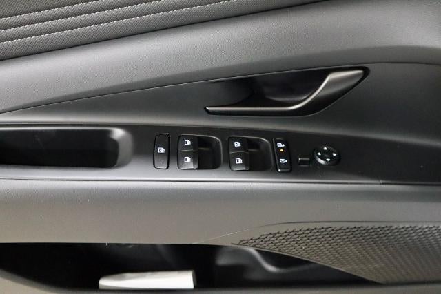 2026 Hyundai ELANTRA SEL Sport IVT