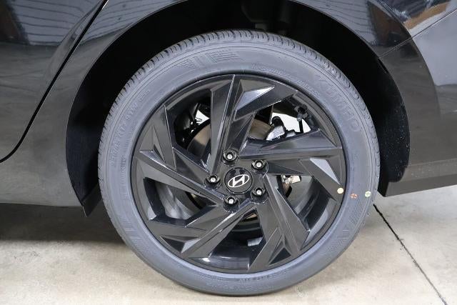 2026 Hyundai ELANTRA SEL Sport IVT