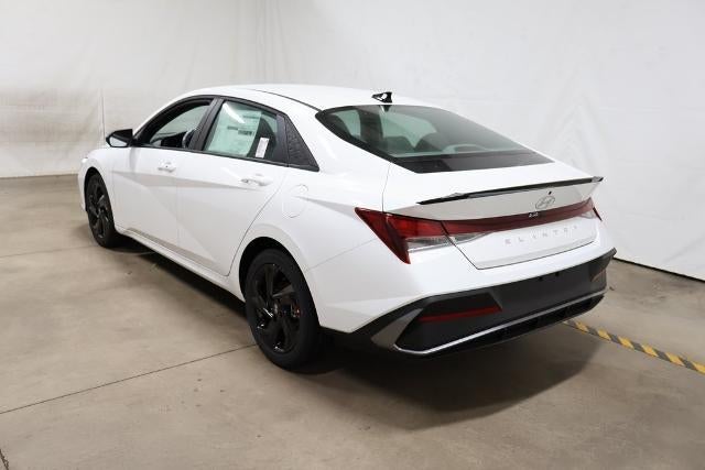 2026 Hyundai ELANTRA SEL Sport IVT