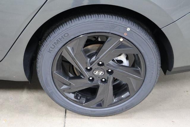 2026 Hyundai ELANTRA SEL Sport IVT