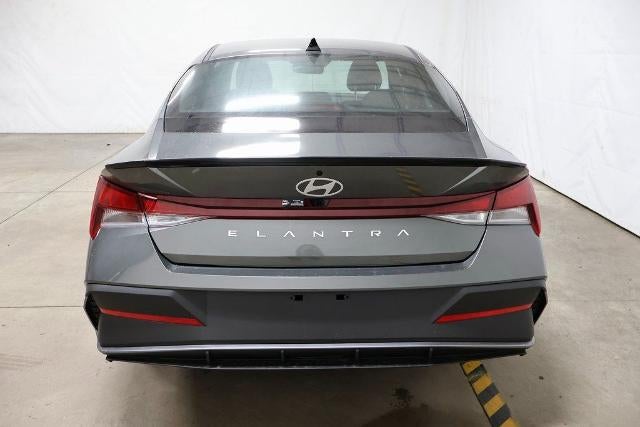 2026 Hyundai ELANTRA SEL Sport IVT