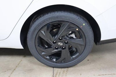 2026 Hyundai ELANTRA SEL Sport IVT