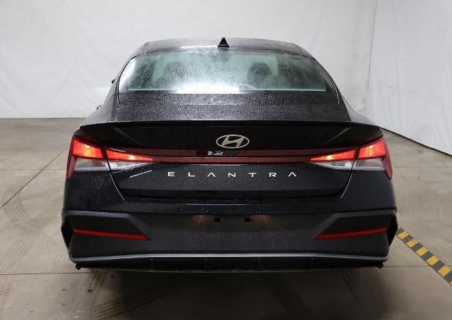 2026 Hyundai ELANTRA SEL Sport IVT