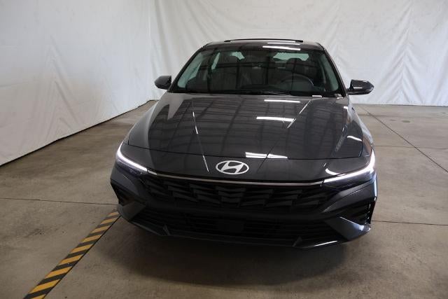 2026 Hyundai ELANTRA Limited Sedan