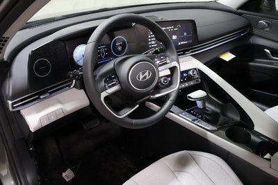 2026 Hyundai ELANTRA Limited IVT