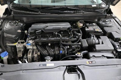 2026 Hyundai ELANTRA Limited IVT