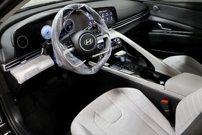 2026 Hyundai ELANTRA Limited IVT