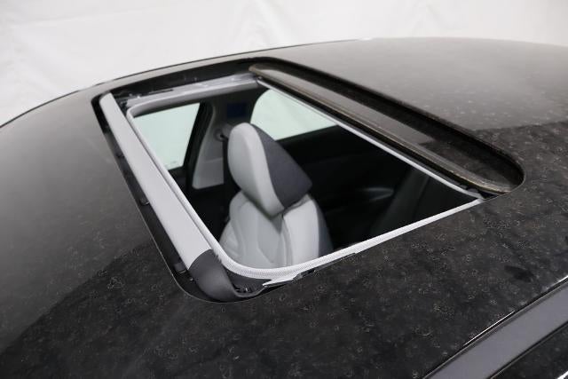 2026 Hyundai ELANTRA Limited IVT