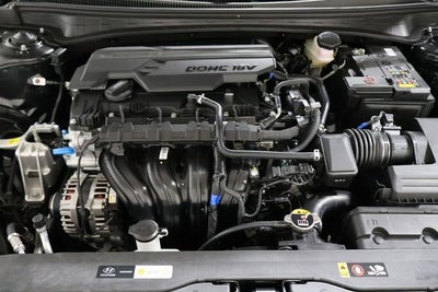 2026 Hyundai ELANTRA Limited IVT