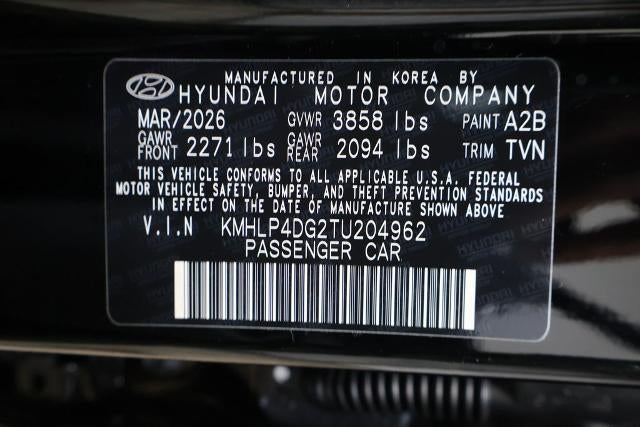 2026 Hyundai ELANTRA Limited IVT