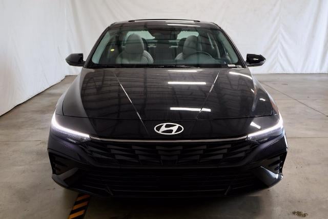 2026 Hyundai ELANTRA Limited Sedan