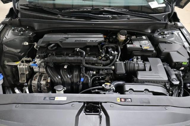 2026 Hyundai ELANTRA Limited IVT