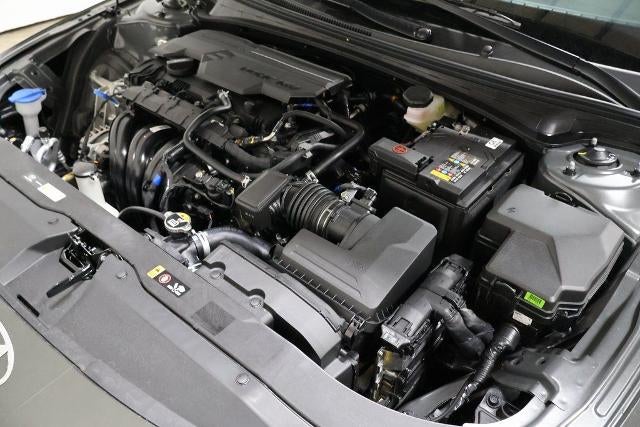 2026 Hyundai ELANTRA Limited IVT