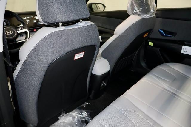 2026 Hyundai ELANTRA Limited IVT