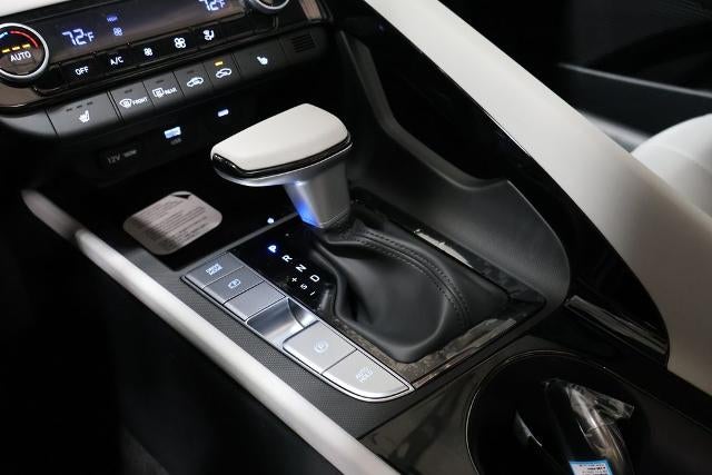 2026 Hyundai ELANTRA Limited IVT