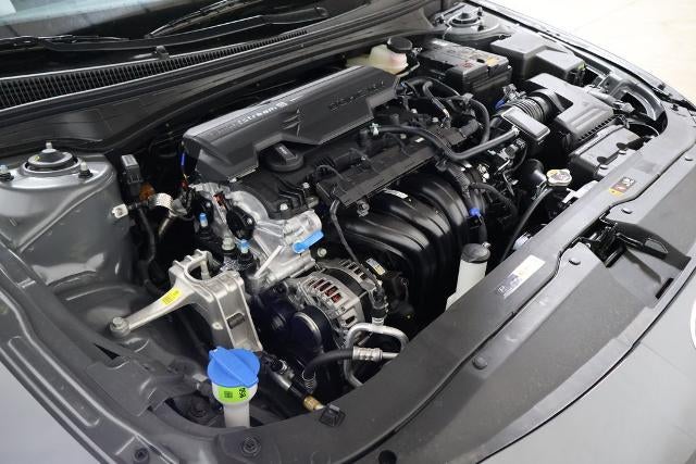 2026 Hyundai ELANTRA Limited IVT