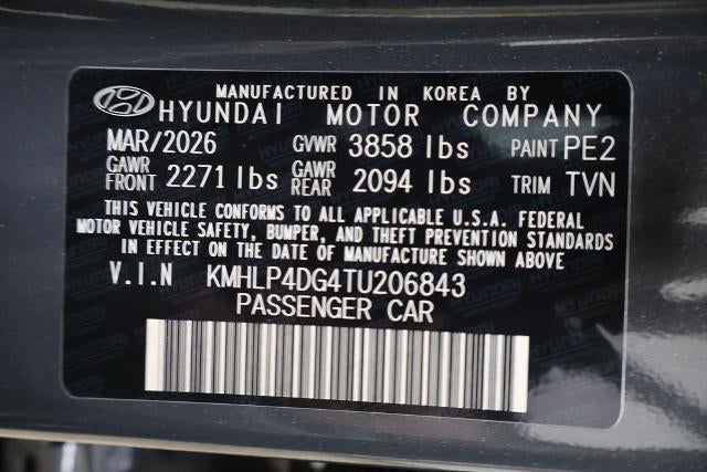 2026 Hyundai ELANTRA Limited IVT