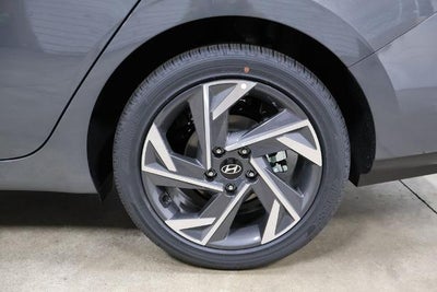 2026 Hyundai ELANTRA Limited IVT