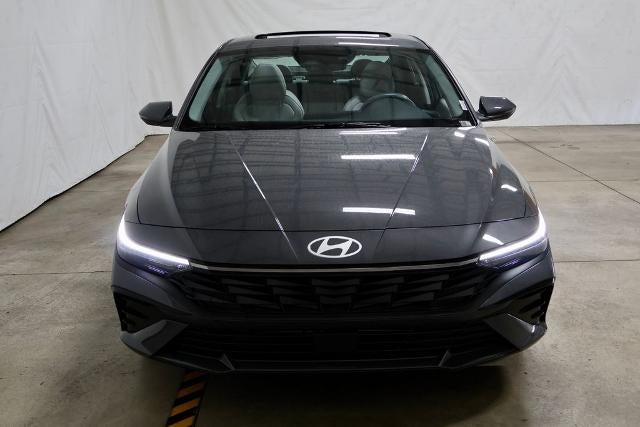 2026 Hyundai ELANTRA Limited IVT