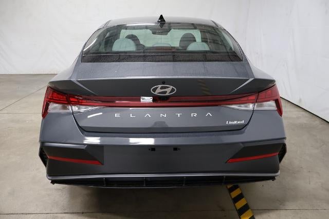 2026 Hyundai ELANTRA Limited IVT