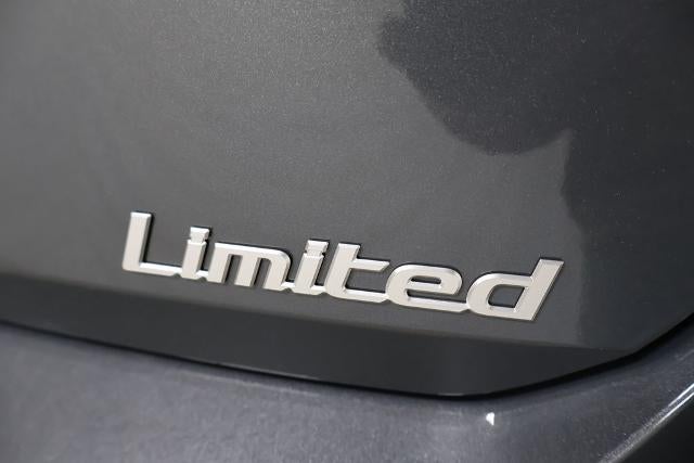 2026 Hyundai ELANTRA Limited IVT