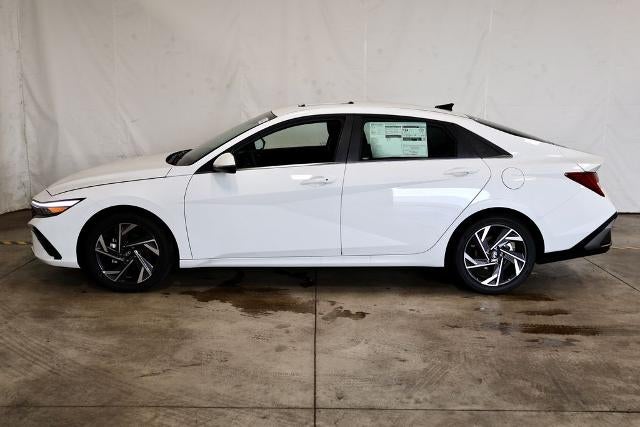 2026 Hyundai ELANTRA Limited Sedan