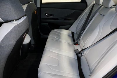 2026 Hyundai ELANTRA Limited IVT