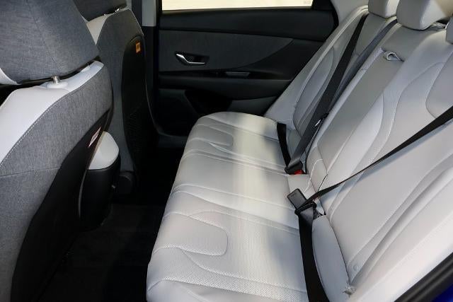 2026 Hyundai ELANTRA Limited IVT