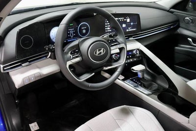 2026 Hyundai ELANTRA Limited IVT