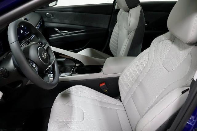 2026 Hyundai ELANTRA Limited IVT
