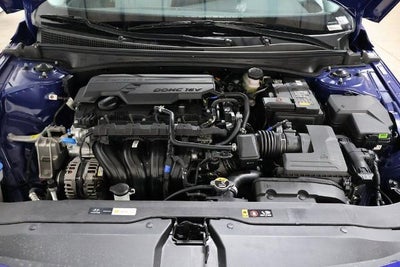 2026 Hyundai ELANTRA Limited IVT