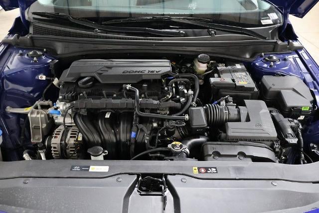 2026 Hyundai ELANTRA Limited IVT