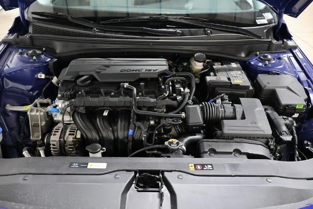 2026 Hyundai ELANTRA Limited IVT