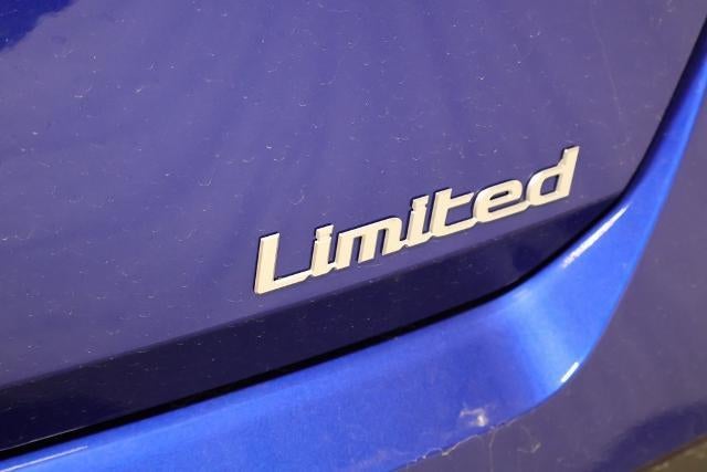 2026 Hyundai ELANTRA Limited IVT