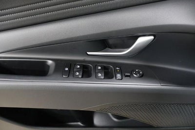 2026 Hyundai ELANTRA Limited IVT