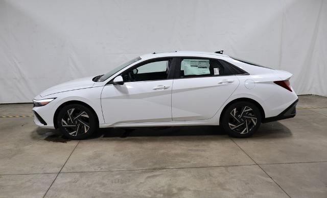 2026 Hyundai ELANTRA Limited Sedan
