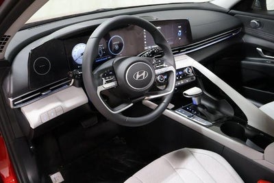 2026 Hyundai ELANTRA Limited IVT