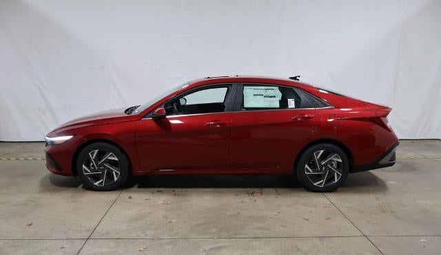 2026 Hyundai ELANTRA Limited IVT