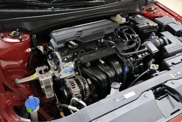 2026 Hyundai ELANTRA Limited IVT