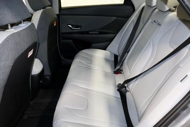 2026 Hyundai ELANTRA Limited IVT