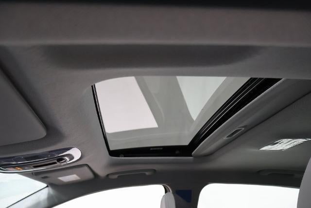 2026 Hyundai ELANTRA Limited IVT