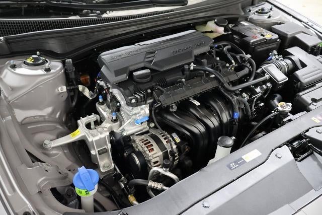 2026 Hyundai ELANTRA Limited IVT