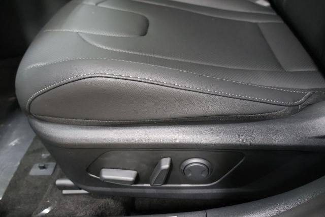 2026 Hyundai ELANTRA Limited Sedan