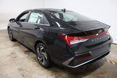 2026 Hyundai ELANTRA Limited IVT