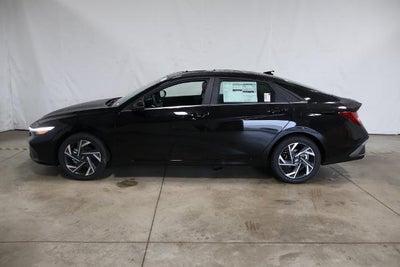 2026 Hyundai ELANTRA Limited Sedan