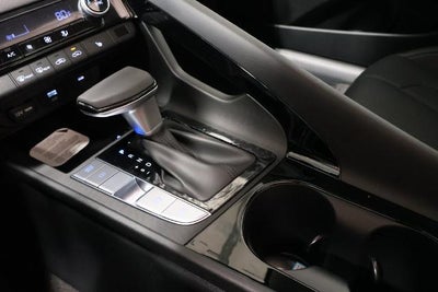 2026 Hyundai ELANTRA Limited Sedan