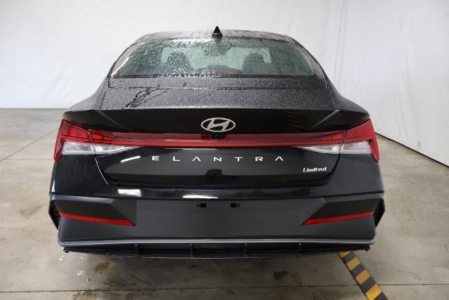 2026 Hyundai ELANTRA Limited Sedan