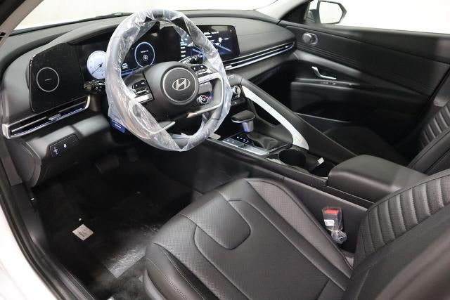 2026 Hyundai ELANTRA Limited IVT